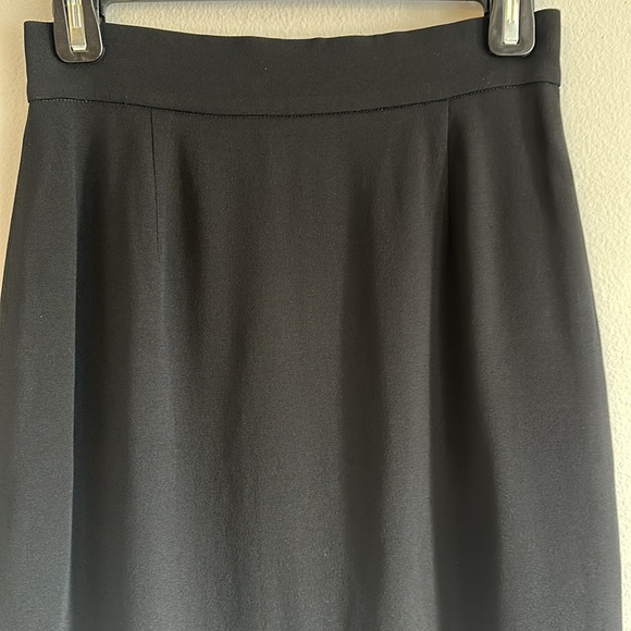 Cheap and Chic by Moschino Classic Black Pencil Skirt - Made in Italy - Picture 2 of 10